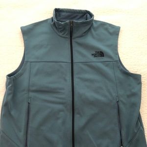 The North Face Men’s XL blue vest